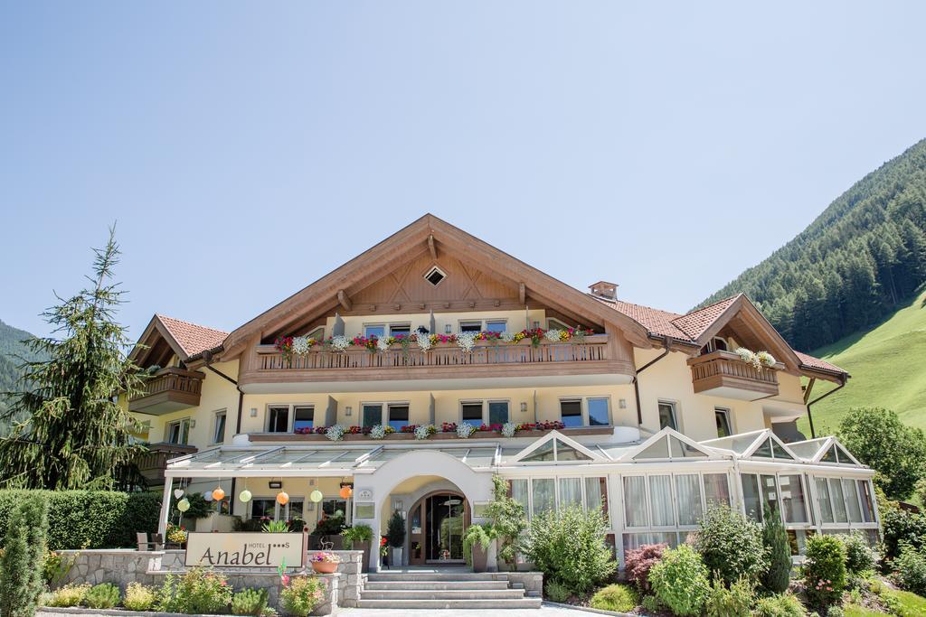 Alpine Life Hotel Anabel Cadipietra Bagian luar foto