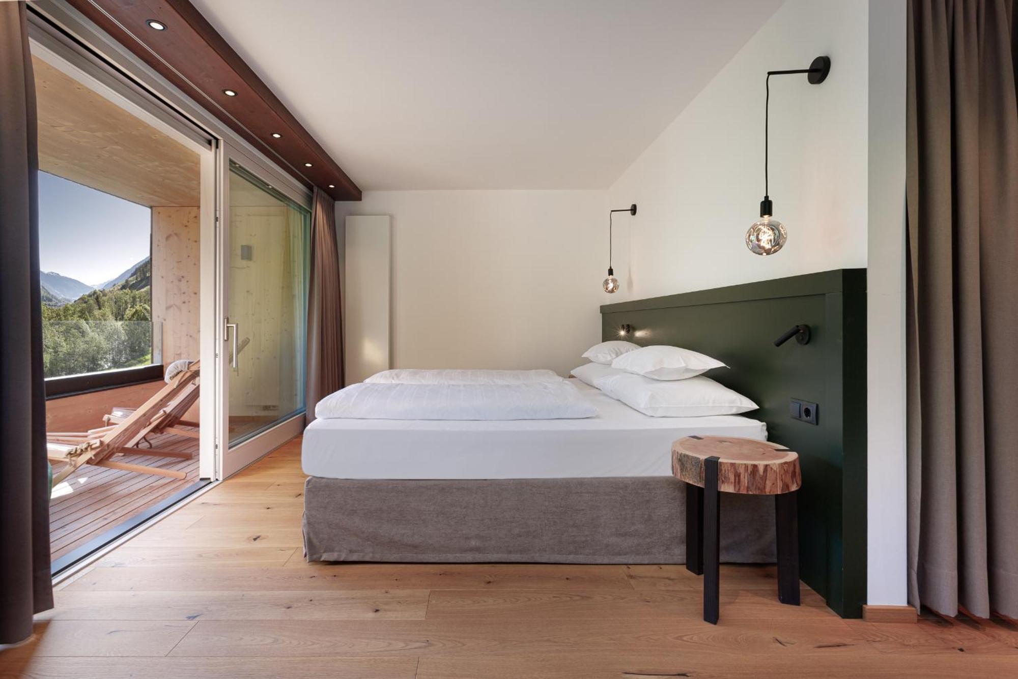 Alpine Life Hotel Anabel Cadipietra Bagian luar foto